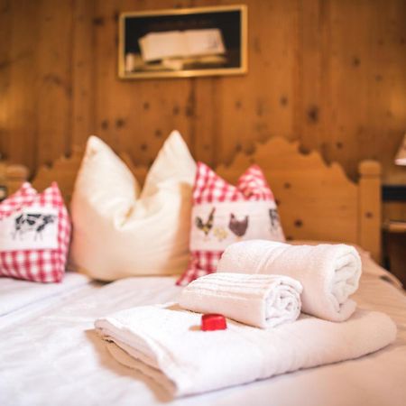 Chalet Alpenrose Bio Wellness Naturhotel Cogolo Eksteriør billede