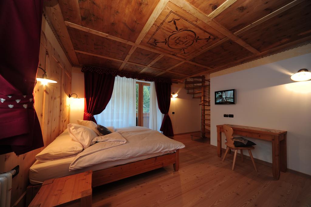 Chalet Alpenrose Bio Wellness Naturhotel Cogolo Eksteriør billede