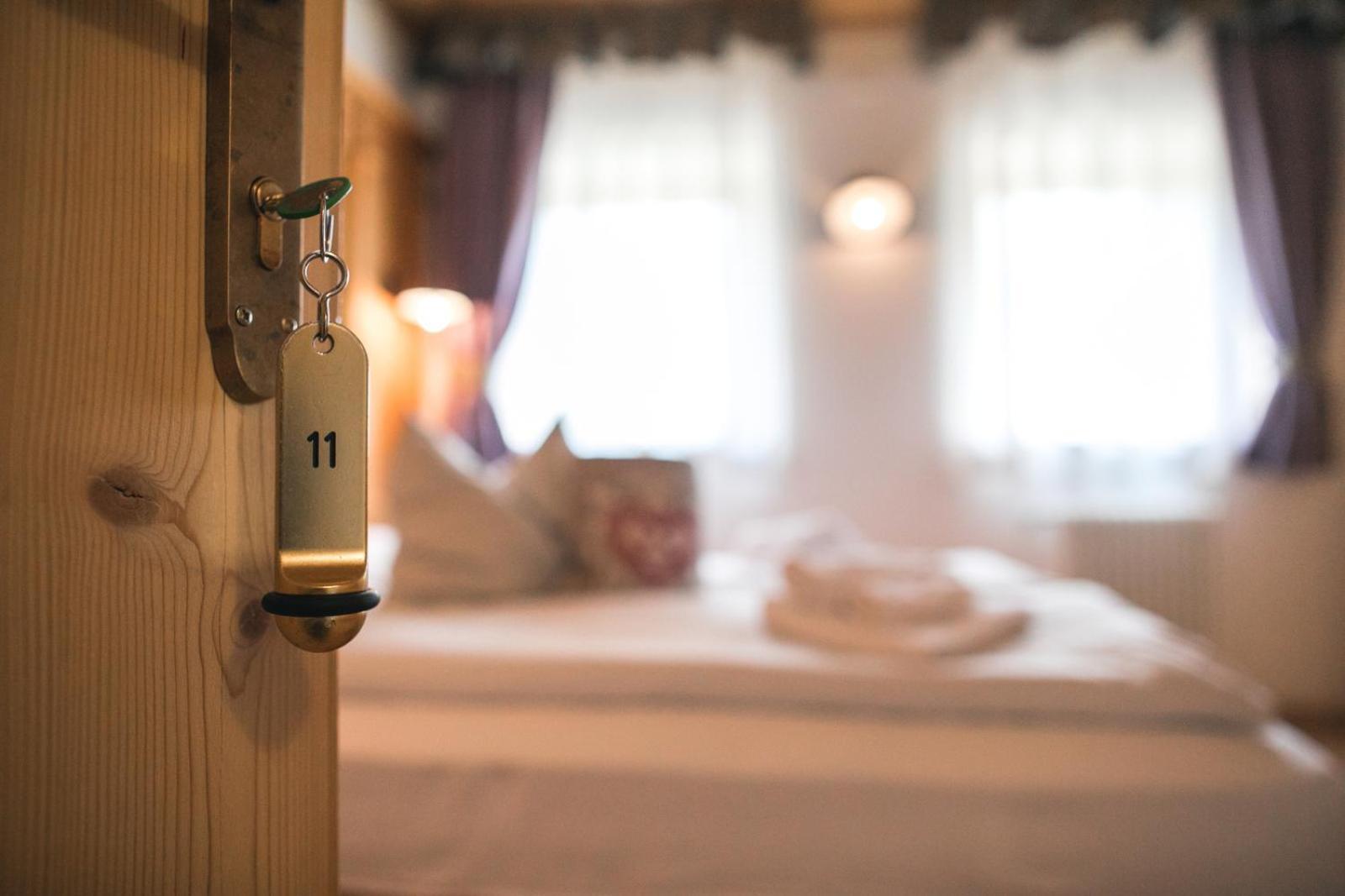 Chalet Alpenrose Bio Wellness Naturhotel Cogolo Eksteriør billede