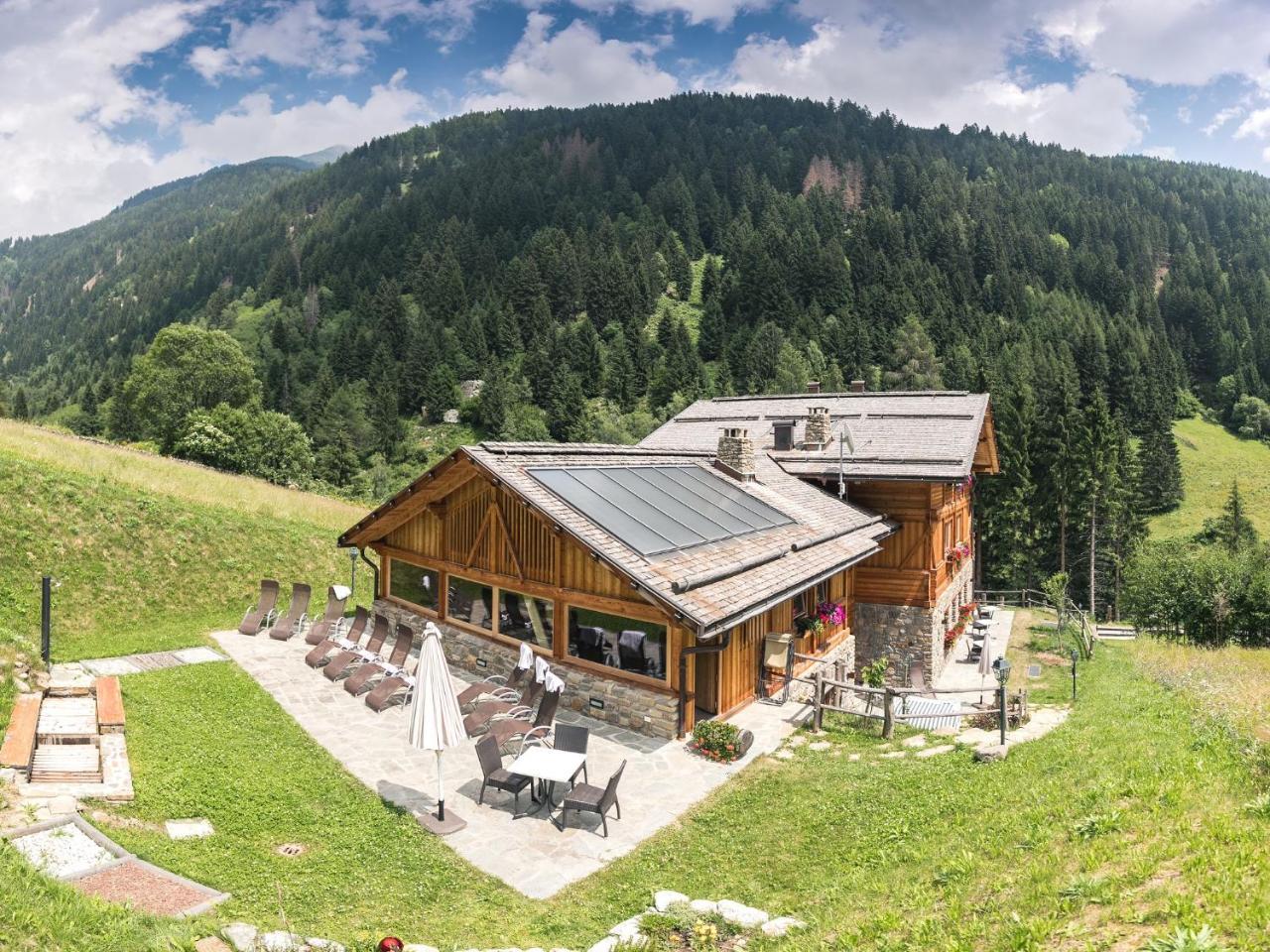 Chalet Alpenrose Bio Wellness Naturhotel Cogolo Eksteriør billede